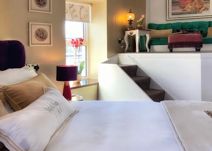 Bedford House & Hall 3* Balbriggan