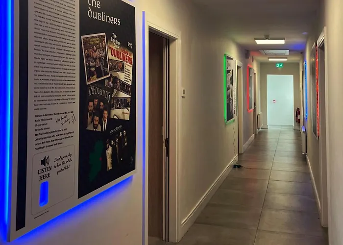 Bedford House & Hall 3* Balbriggan